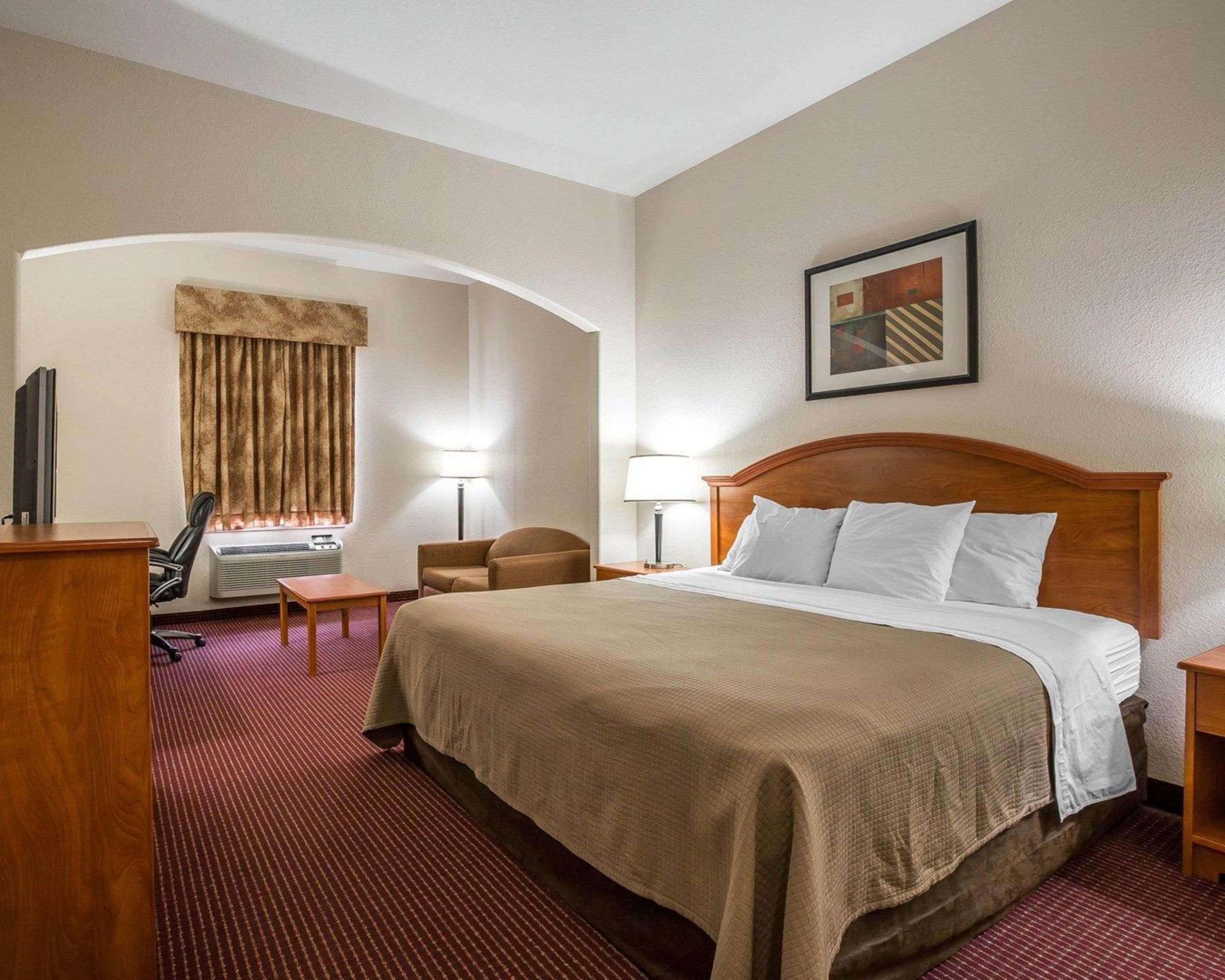 Sonesta Essential Beaumont Hotel Ngoại thất bức ảnh