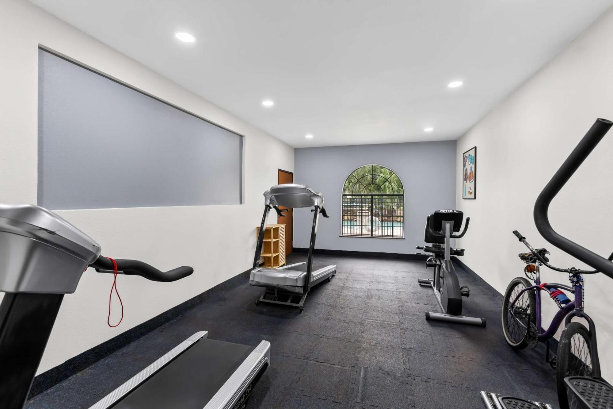 Sonesta Essential Beaumont Hotel Ngoại thất bức ảnh