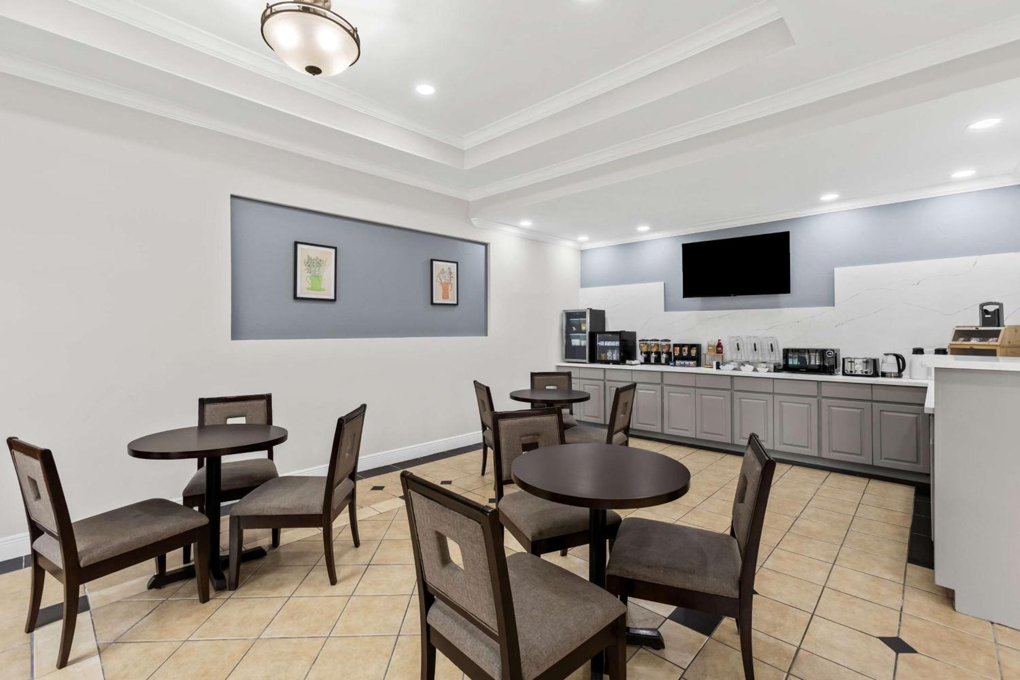 Sonesta Essential Beaumont Hotel Ngoại thất bức ảnh